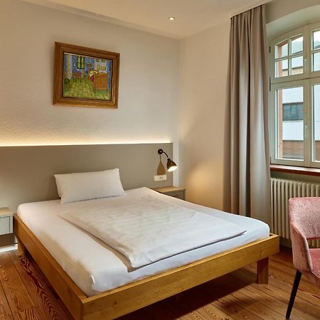 Hotel & Restaurant Burgschaenke Кайзерслаутерн Екстериор снимка