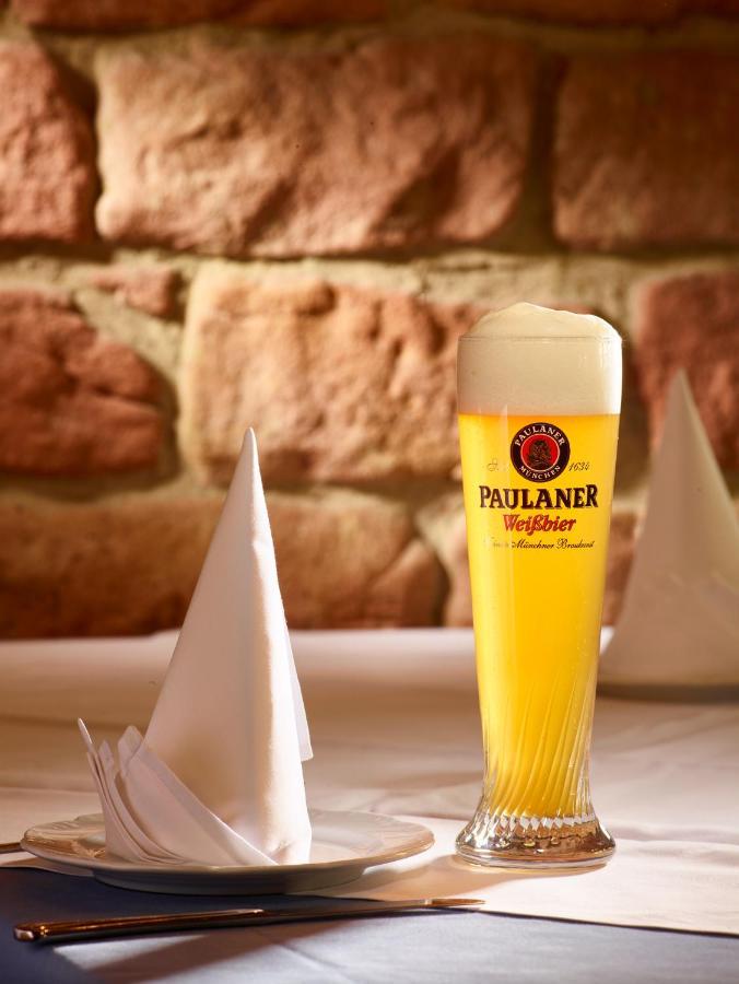 Hotel & Restaurant Burgschaenke Кайзерслаутерн Екстериор снимка