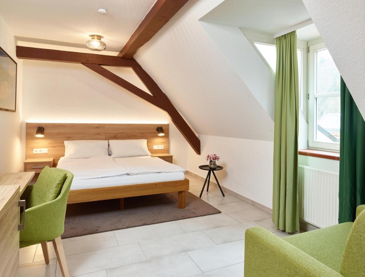 Hotel & Restaurant Burgschaenke Кайзерслаутерн Екстериор снимка