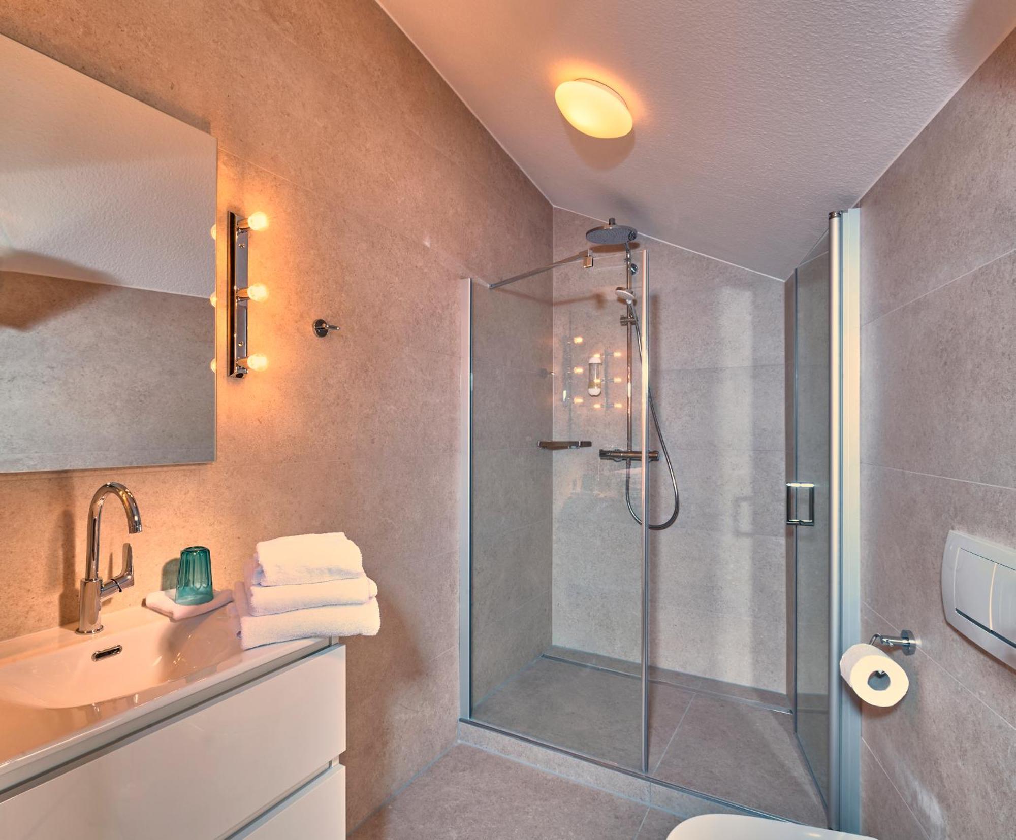 Hotel & Restaurant Burgschaenke Кайзерслаутерн Екстериор снимка